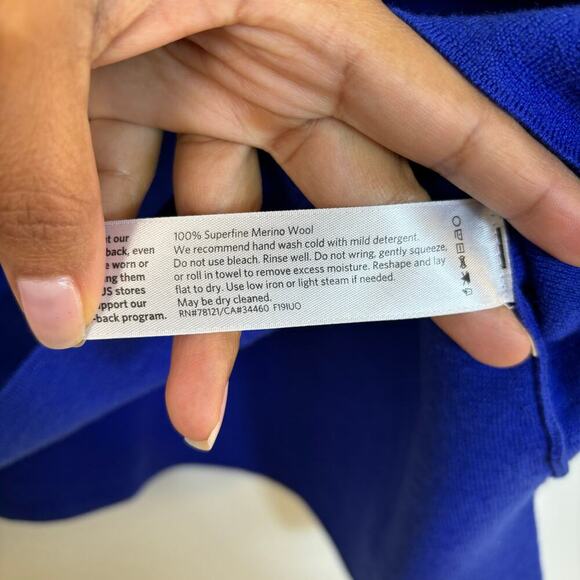 Eileen Fisher 3/4 V Neck Superfine Merino Wool Sweater Sz Small Luxury Minimal - Picture 10 of 15